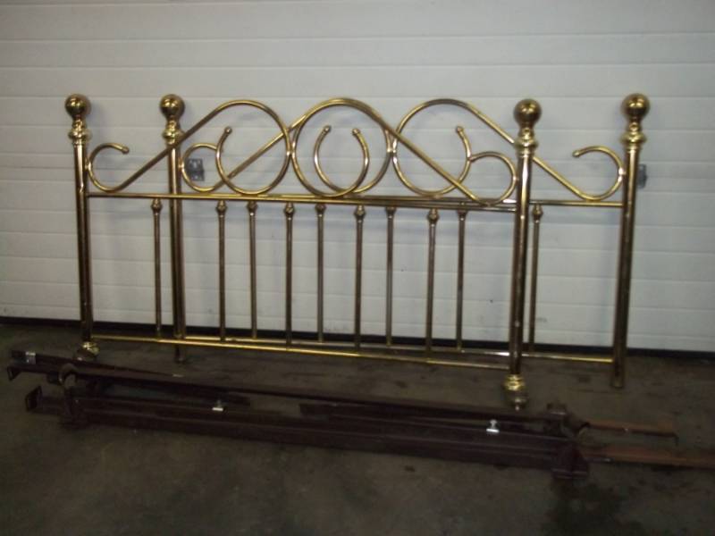 lot 1 image: Brass Bed Frame 60width