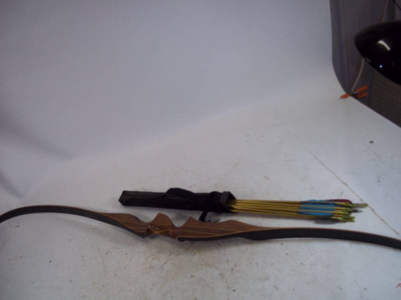 lot 126 image: Bow and Arrows