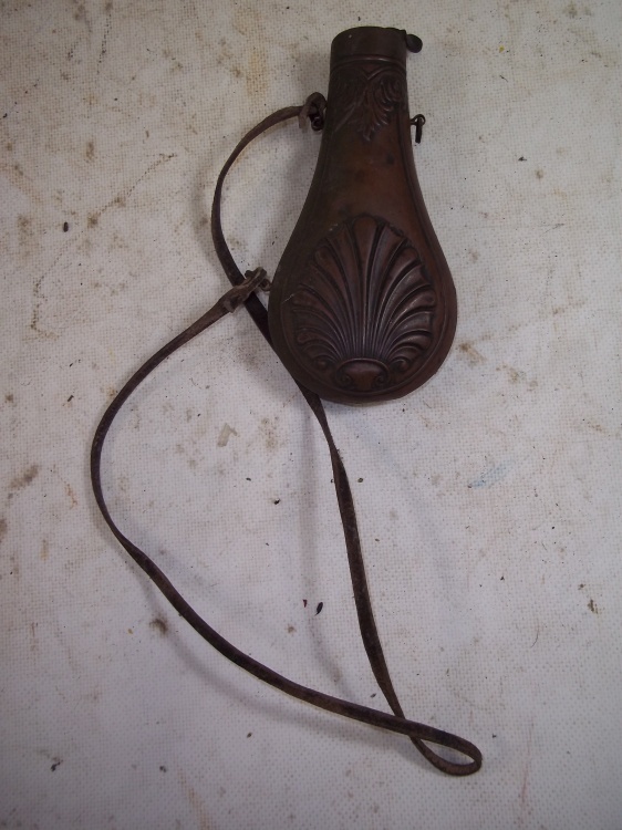 lot 142 image: Vintage Copper Gunpowder Flask