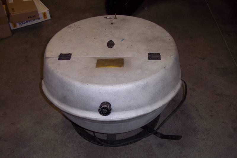 lot 160 image: Incubator
