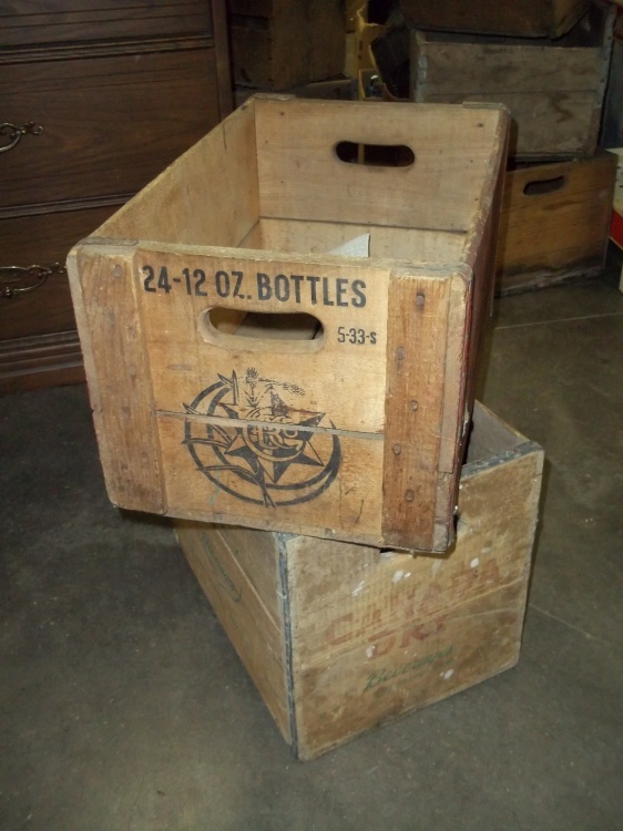 lot 213 image: Vintage Crates