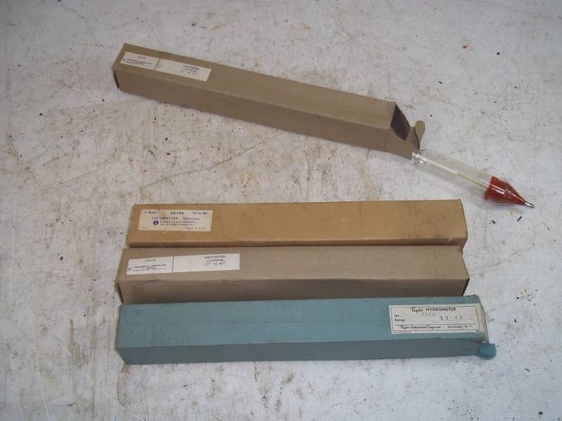 lot 253 image: Set of Hydrometers