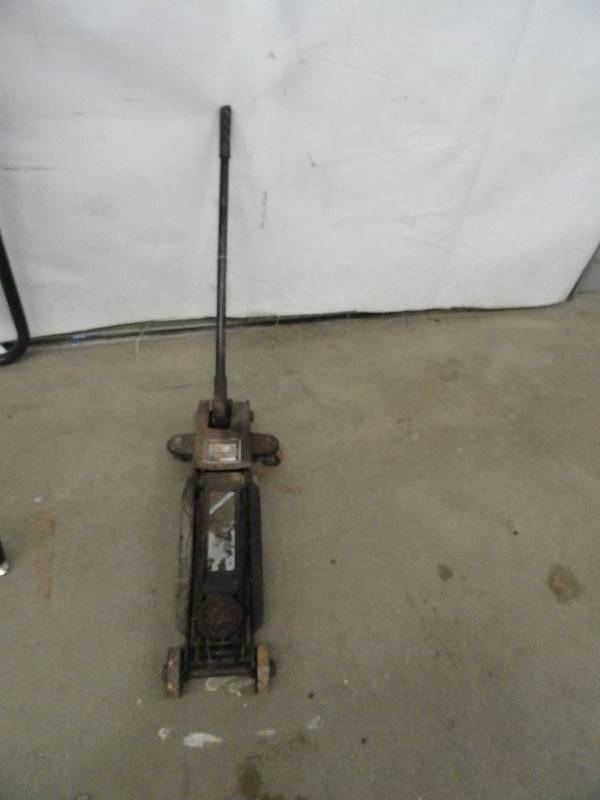 Hydraulic service Jack 6000 lbs