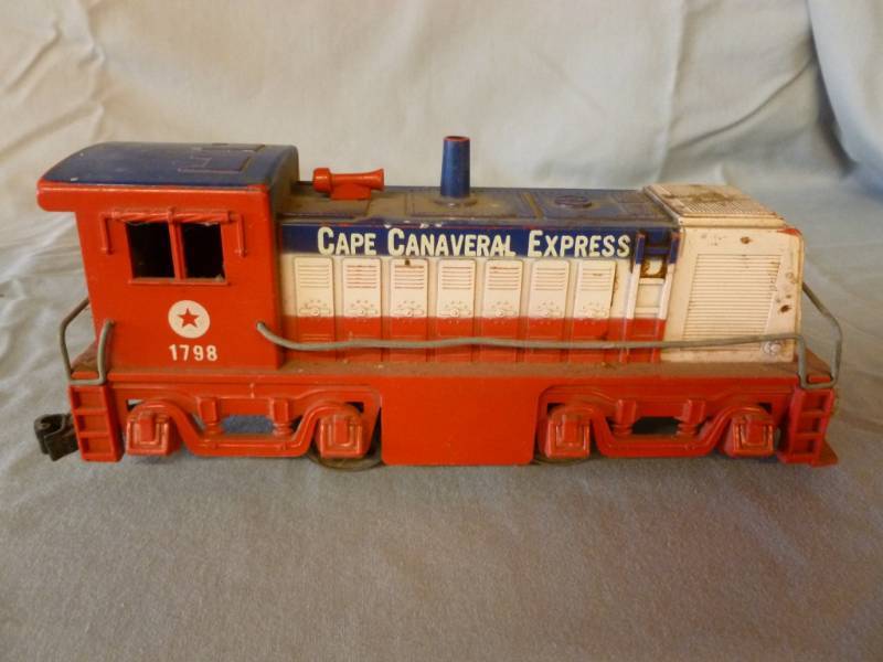 lot 46 image: Vintage Locomotive