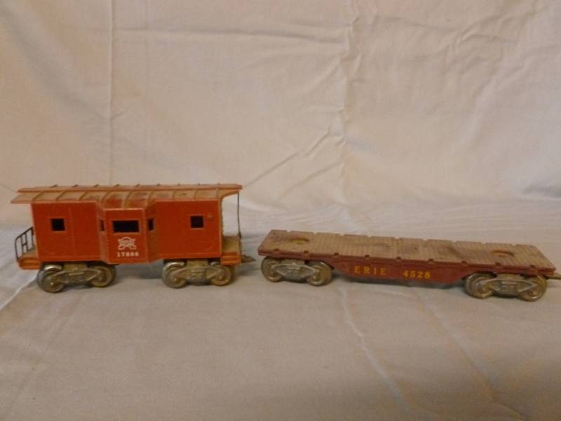 lot 47 image: Vintage Train Cars