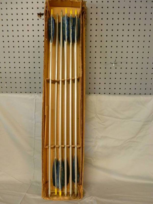 lot 52 image: Vintage Arrows