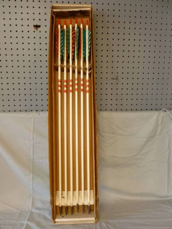 lot 53 image: Vintage Arrows