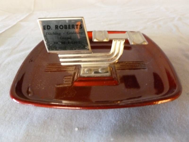 lot 70 image: Vintage Advertisement Ashtray