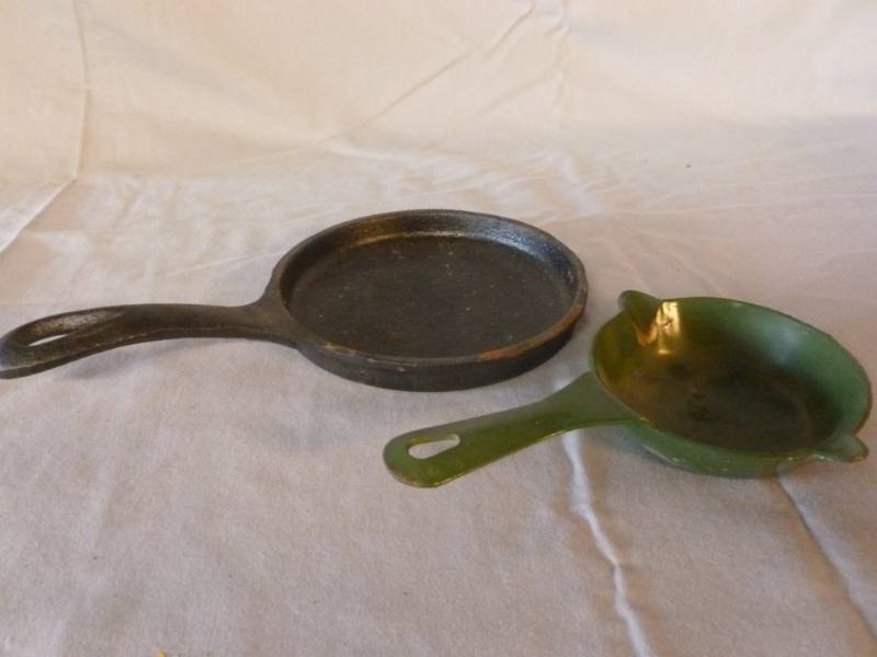 lot 89 image: Cast Iron Pan Ashtray