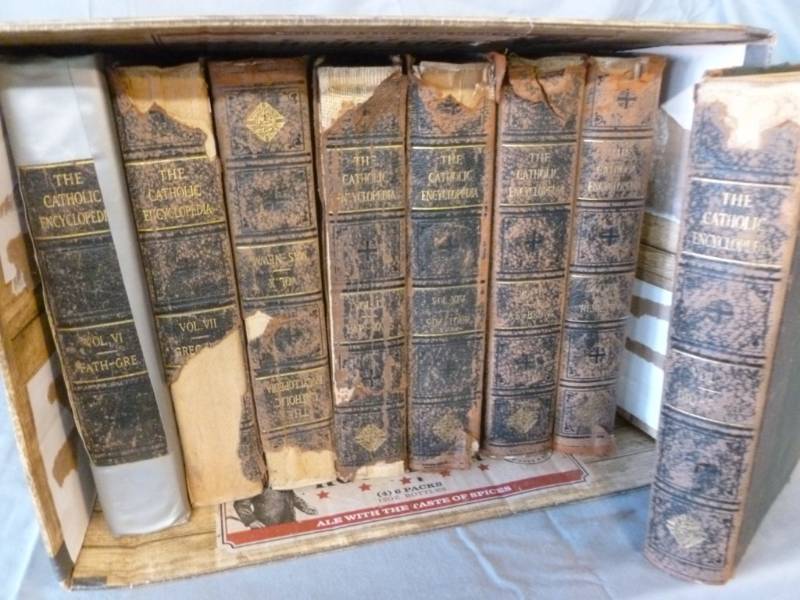lot 105 image: Antique Book Set