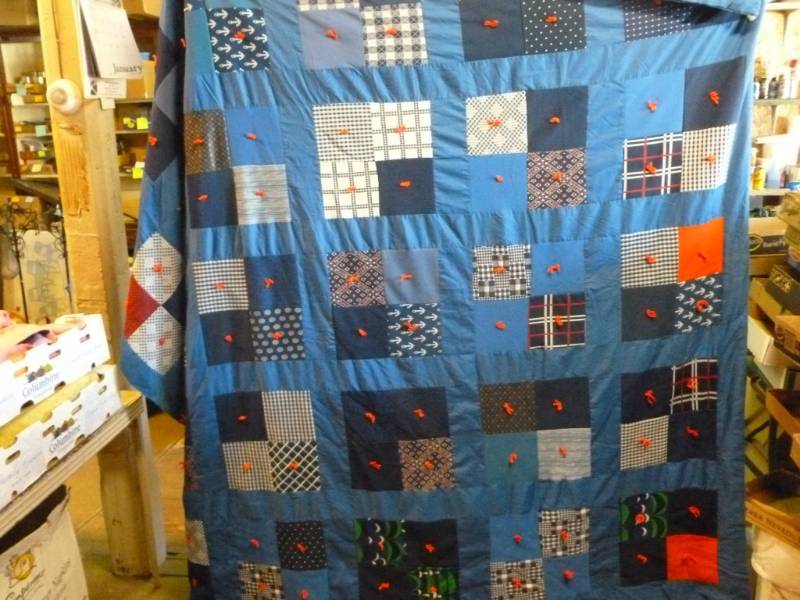 lot 163 image: Quilt