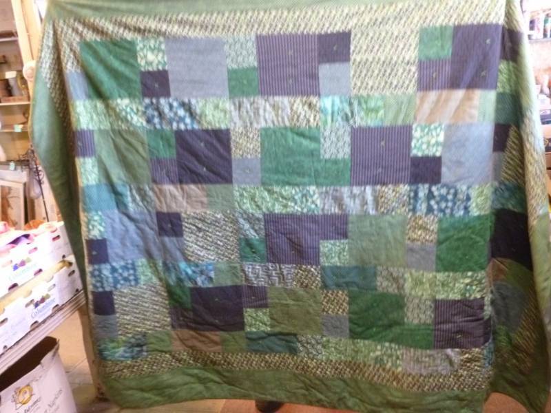 lot 164 image: Quilt