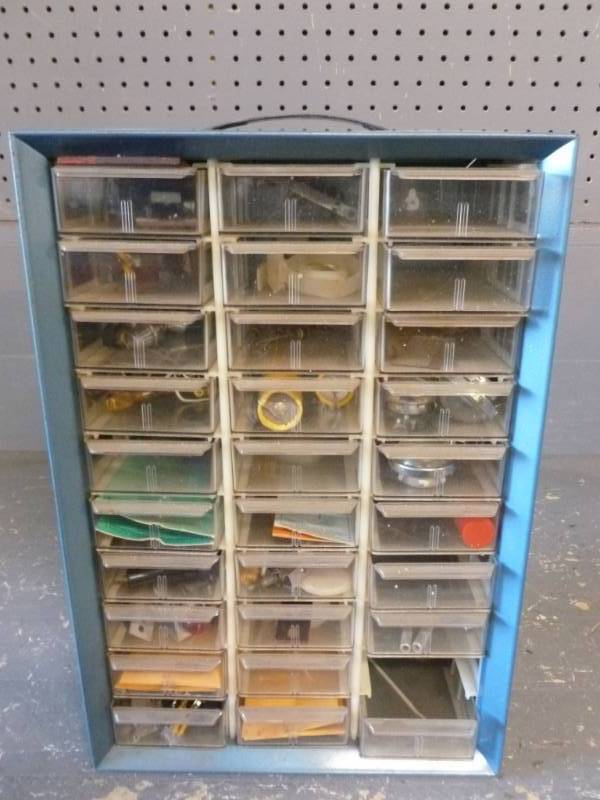 lot 182 image: Shop Organizer