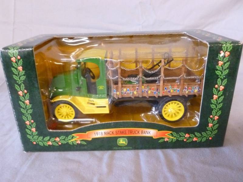 lot 277 image: Ertl Truck Coin Bank