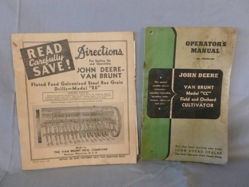lot 282 image: Vintage Manuals