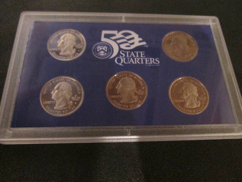 lot 53 image: 2004 S State Quarter proof set...