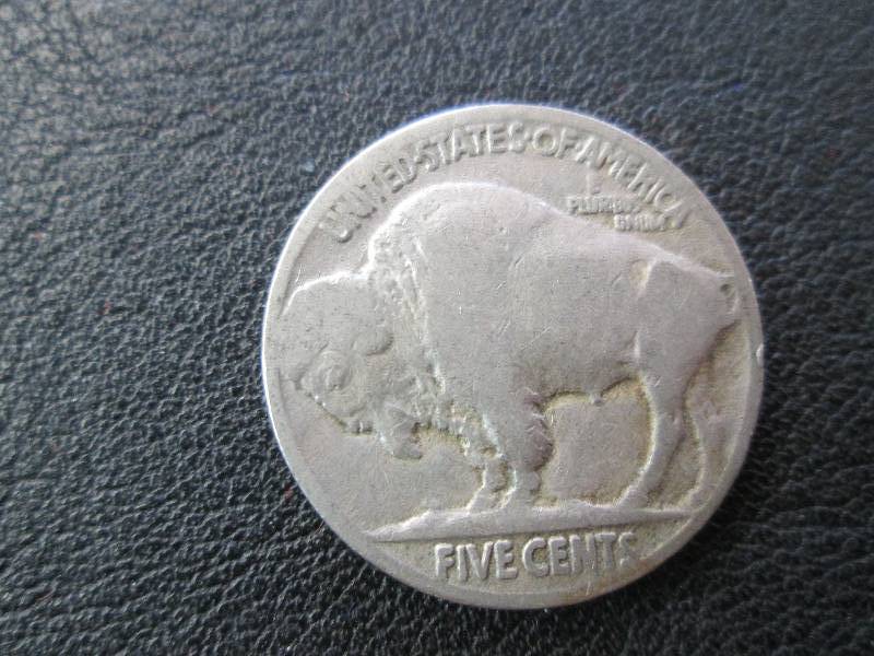 lot 77 image: 1934 Buffalo Nickel...