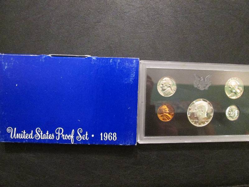 lot 117 image: 1968 S United States Mint Proof Set...
