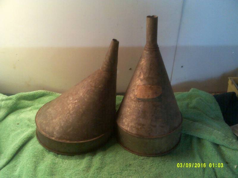 2 STEEL FUNNELS