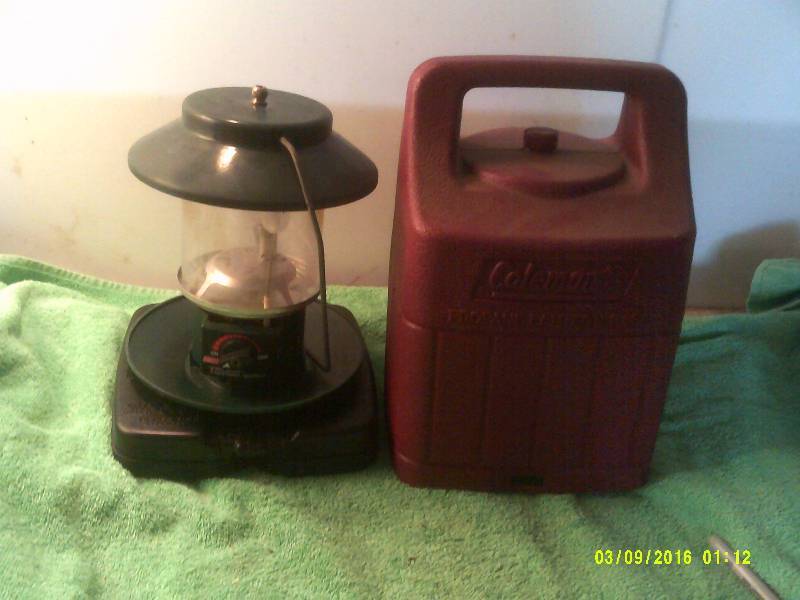 COLEMAN LANTERN