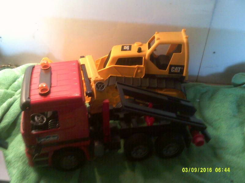 BIG TOYS