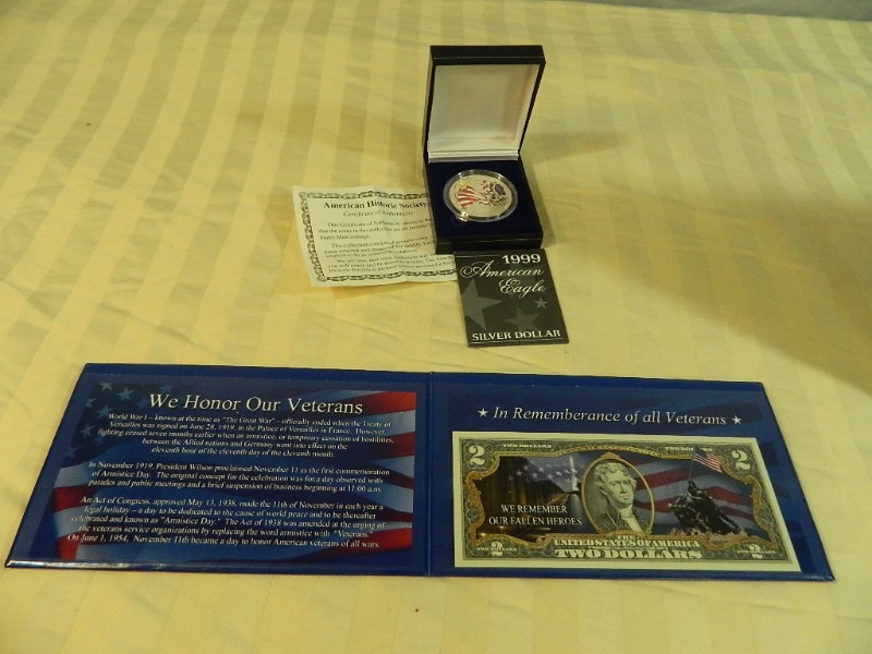 lot 4 image: Collector Currency