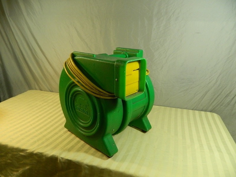 lot 39 image: B-Air Kodiak Power Blower