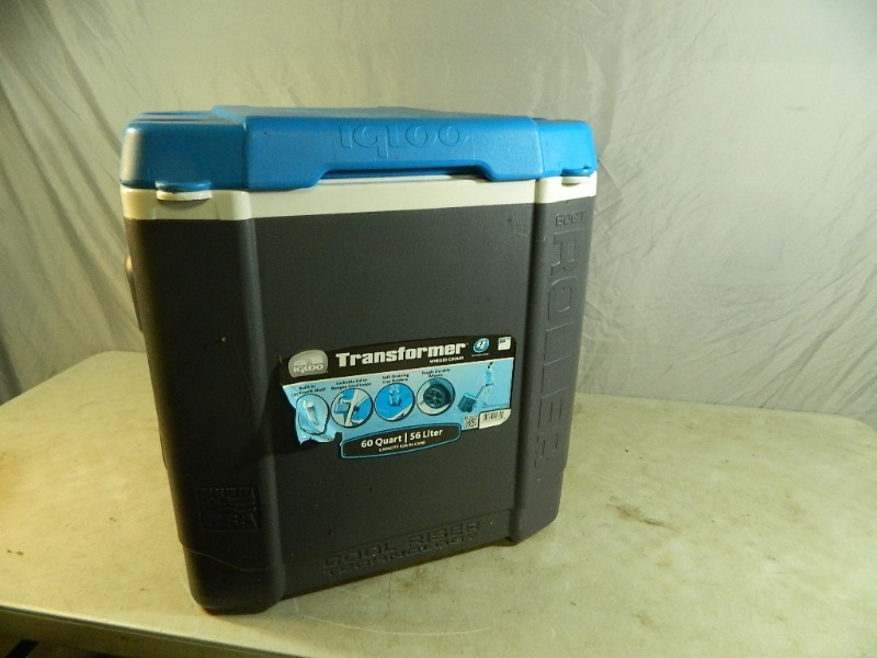 lot 49 image: Igloo Transformer Cooler