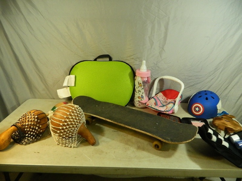 lot 61 image: Toys and More