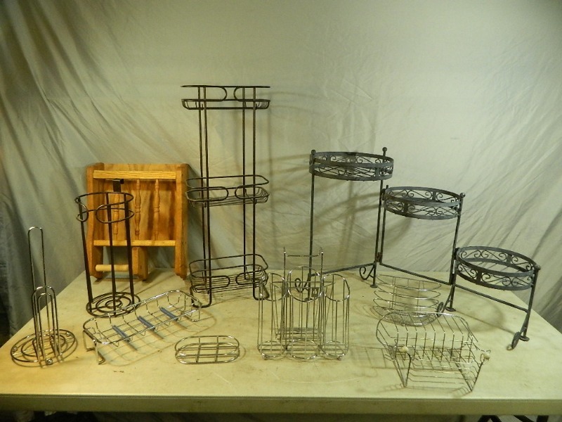 lot 67 image: Bathroom Organizers and More
