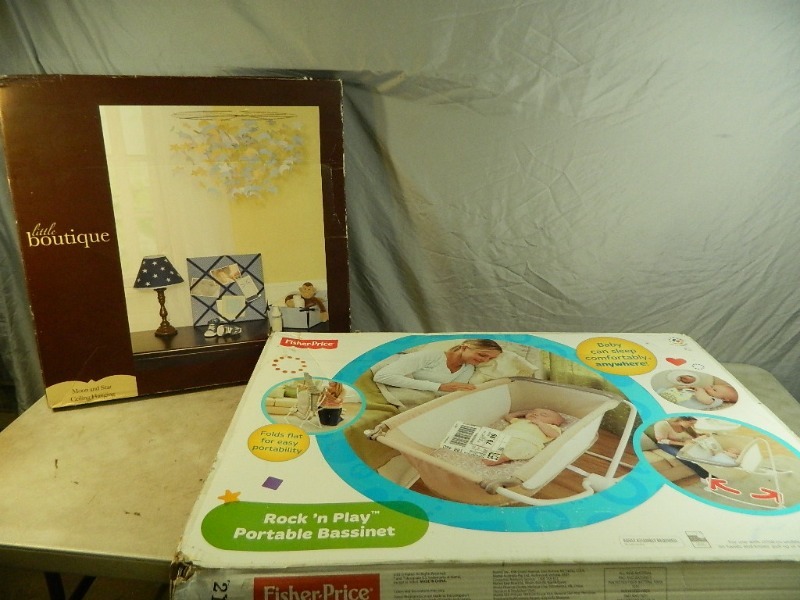 lot 73 image: Baby Items