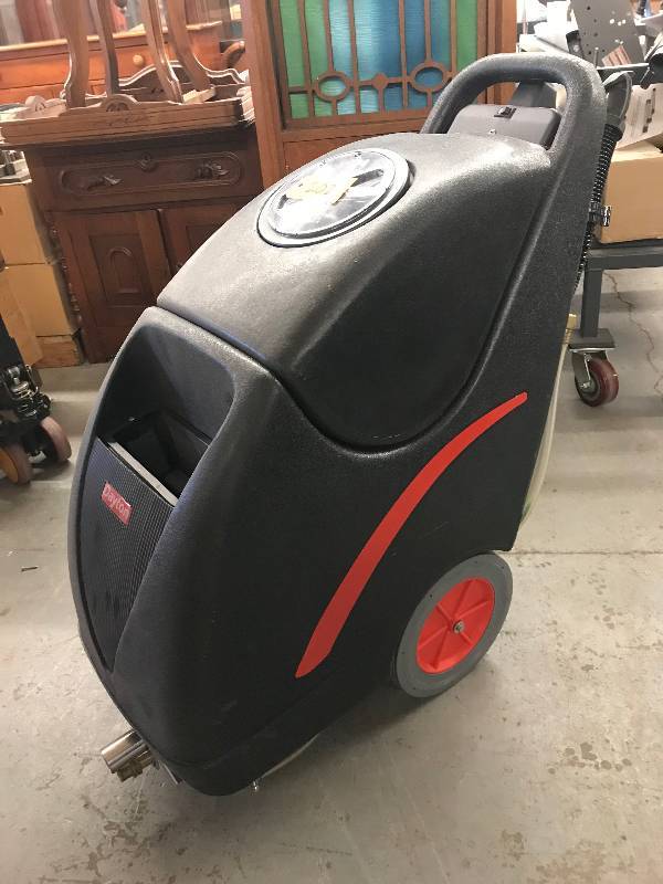 DAYTON CARPET EXTRACTOR FLOOR CLEANER