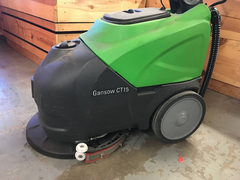 IPC FLOOR CLEANER MACHINE