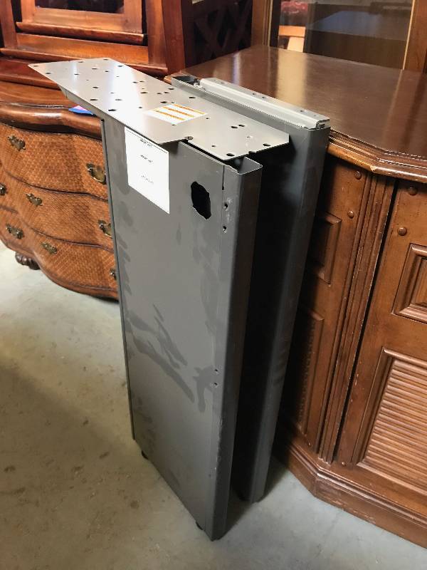 MISC. FILING CABINETS AND CUBICLE PARTS