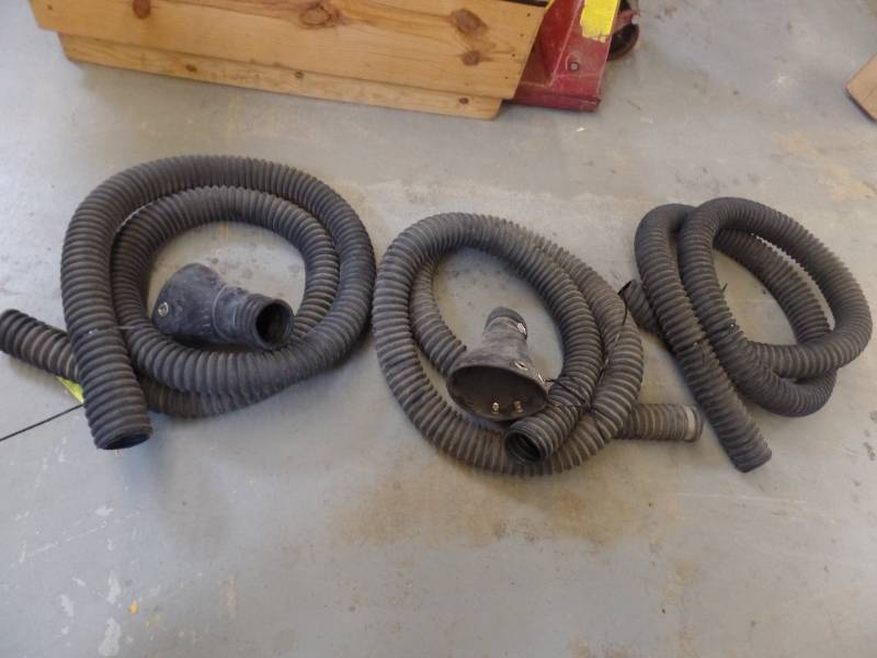 EXHAUST HOSES