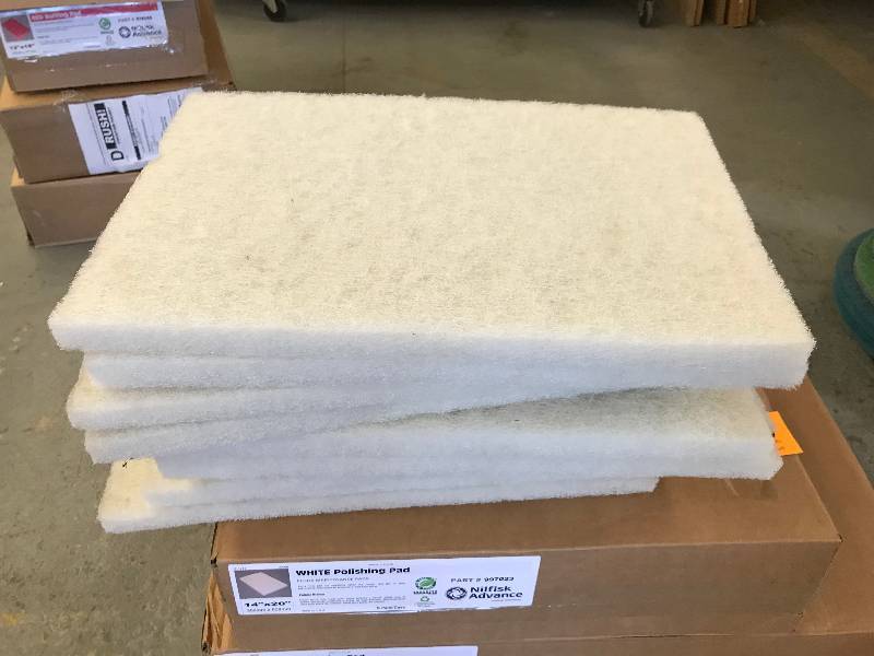 LOT OF RECTANGULAR FLOOR SCRUBBER PADS