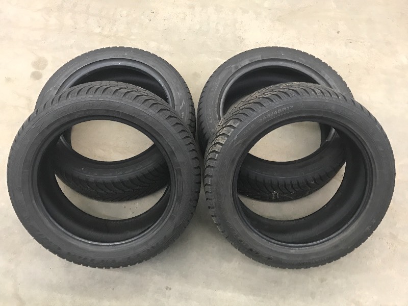 lot 5 image: (4) Goodyear Eagle Ultra-Grip 2454...