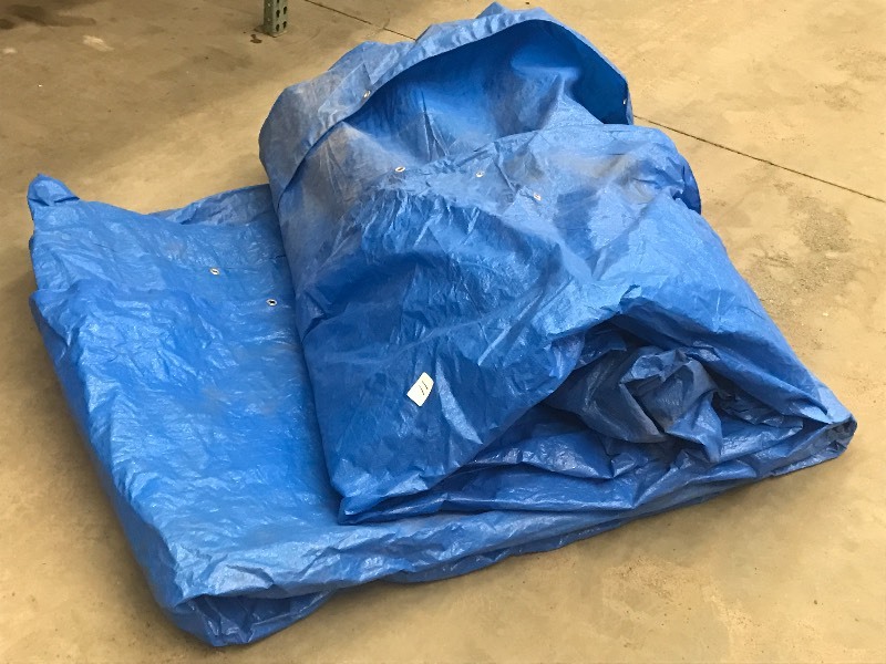 lot 11 image: Very Large Poly Tarp, 30x50 ...