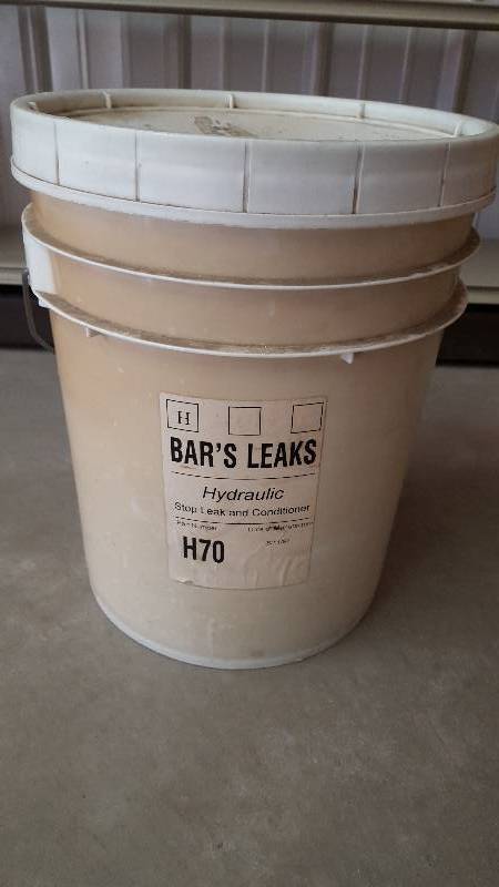 lot 69 image: Bars Leaks Hydraulic Stop Leak
