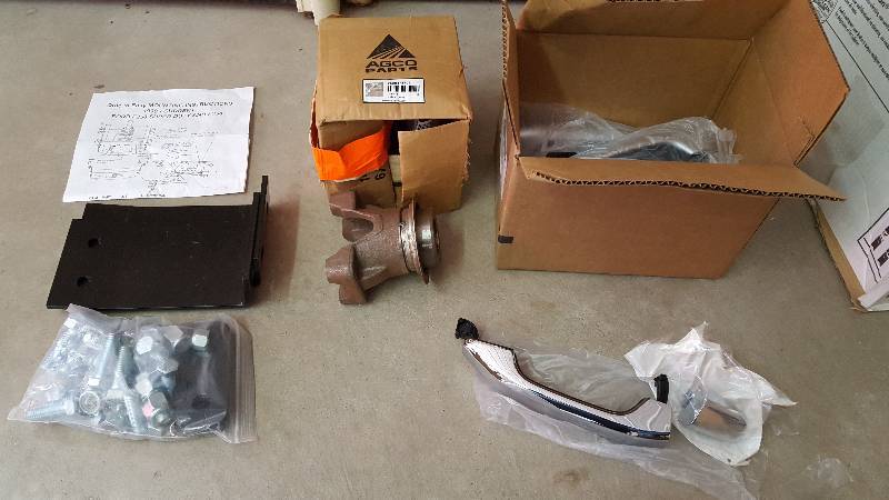 lot 79 image: Car & Truck Parts