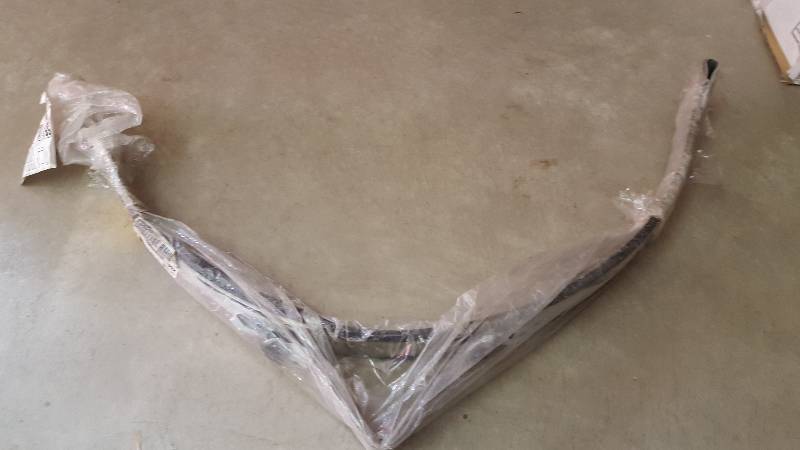 lot 80 image: Kenworth Fuel Tank Strap