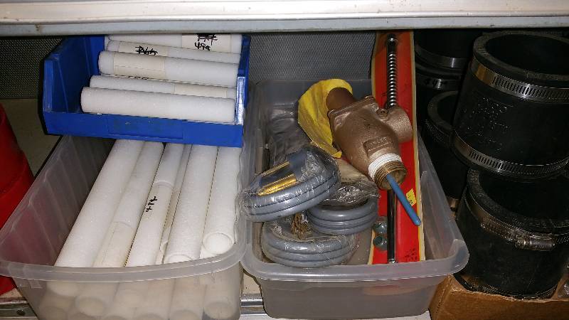 lot 38 image: Couplers, Brackets, Misc, etc.