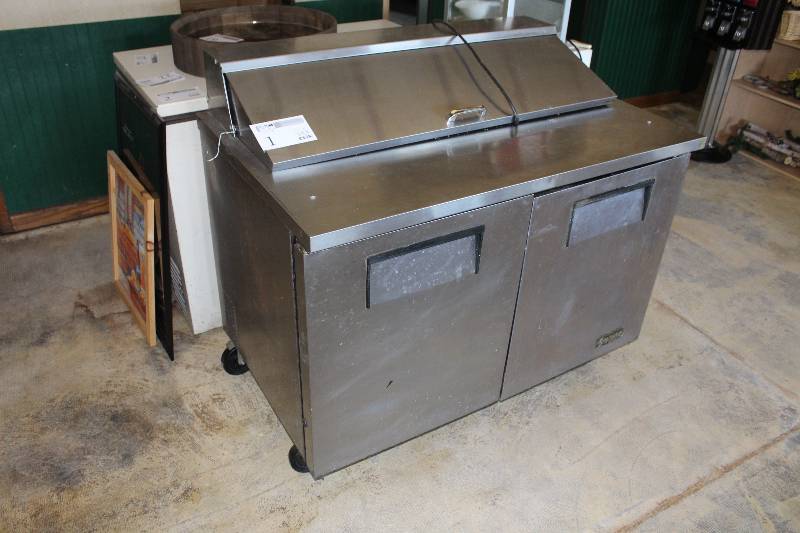 lot 1 image: Superior Commercial Rolling 2-Door Cooler w Serving Table