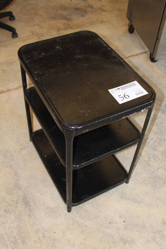 lot 56 image: 3-Shelf Shelf