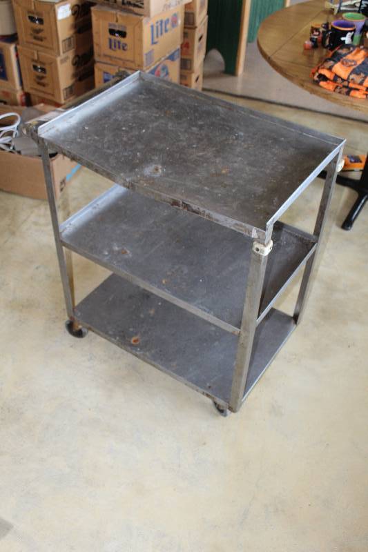 lot 78 image: 3-Shelf Rolling Cart