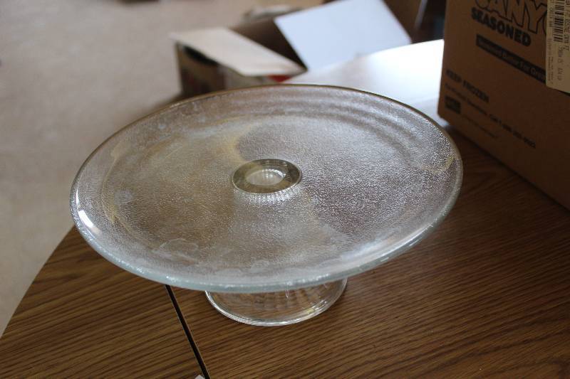 lot 123 image: 11in. Glass Serving Stand