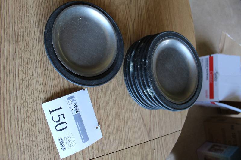 lot 150 image: Lot of (10) 9in. Hot Plate Servers