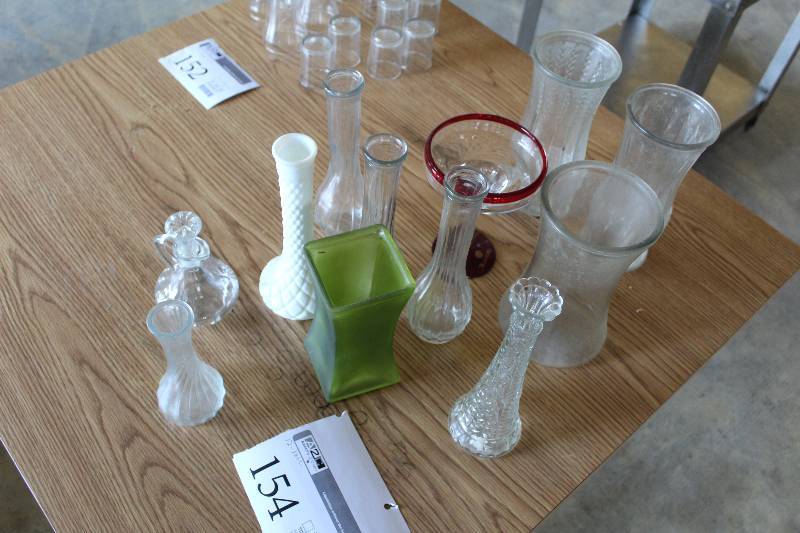 lot 154 image: Lot of (12) Glass Vases