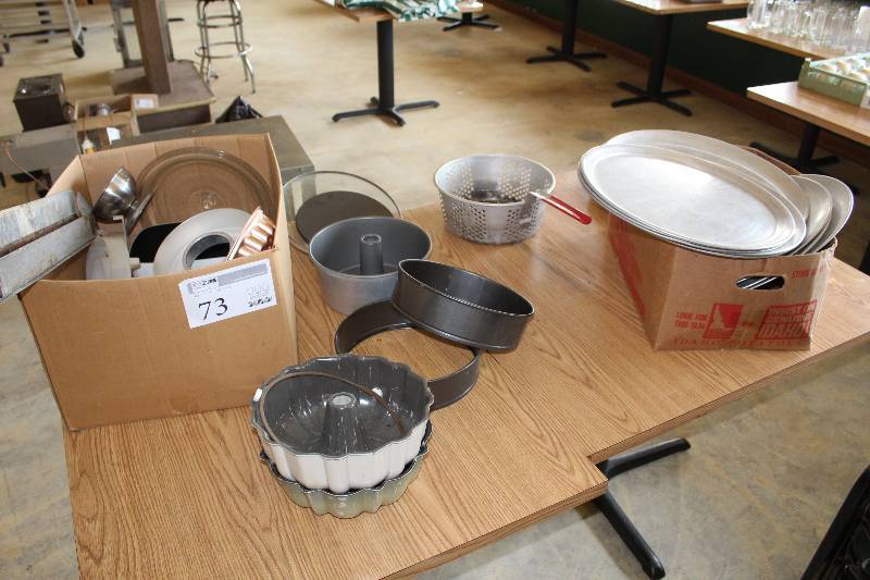 lot 73 image: Box Lot of Misc Cookware
