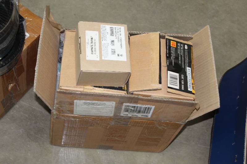 lot 53 image: Slide Projector Trays